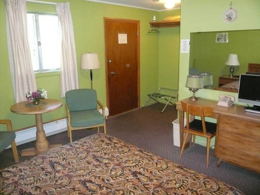 The Village Motel Richfield Springs Eksteriør billede
