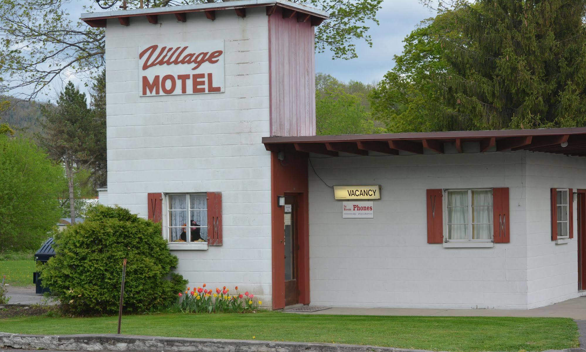 The Village Motel Richfield Springs Eksteriør billede