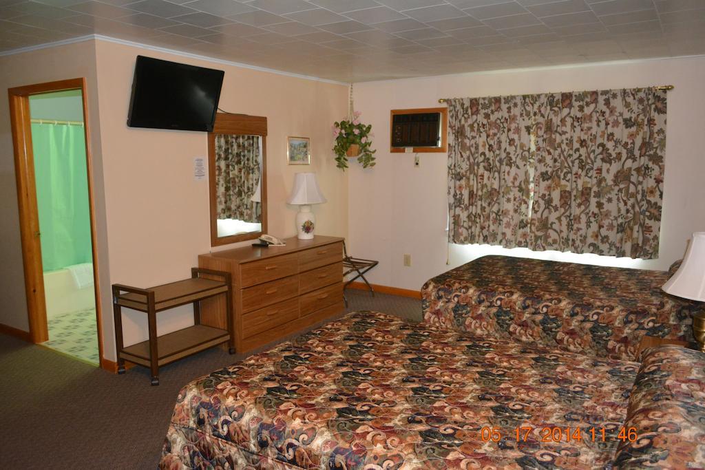 The Village Motel Richfield Springs Eksteriør billede